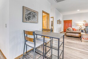 House (3 Bedrooms) | Interior - Modern Mtn Home w/ Sports Court, Near Alto Lake! (Alto)