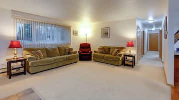 Nhà (3 Bedrooms) | Nội thất