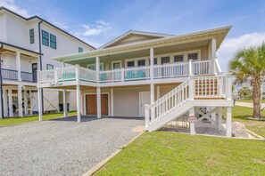 House (4 Bedrooms) | Interior - Coastal Home: Walk to Holden Beach! (Supply)