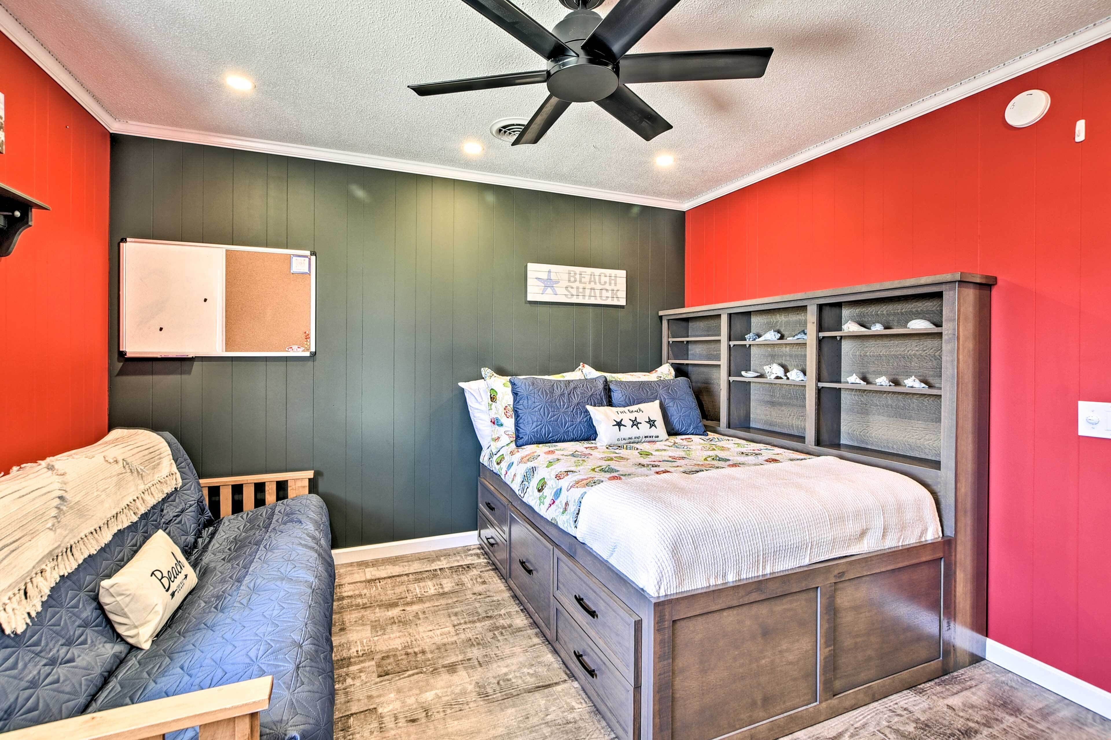 Rumah (4 Bedrooms) | Interior