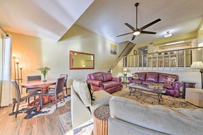 Interior - Ruidoso Condo w/ Mountain Views - Walk to Downtown (Ruidoso)