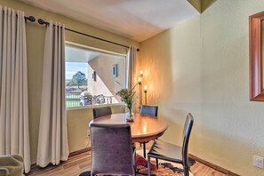Apartment (3 Bedrooms) | Interior - Ruidoso Condo w/ Mountain Views - Walk to Downtown (Ruidoso)
