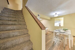 Apartment (3 Bedrooms) | Interior - Ruidoso Condo w/ Mountain Views - Walk to Downtown (Ruidoso)