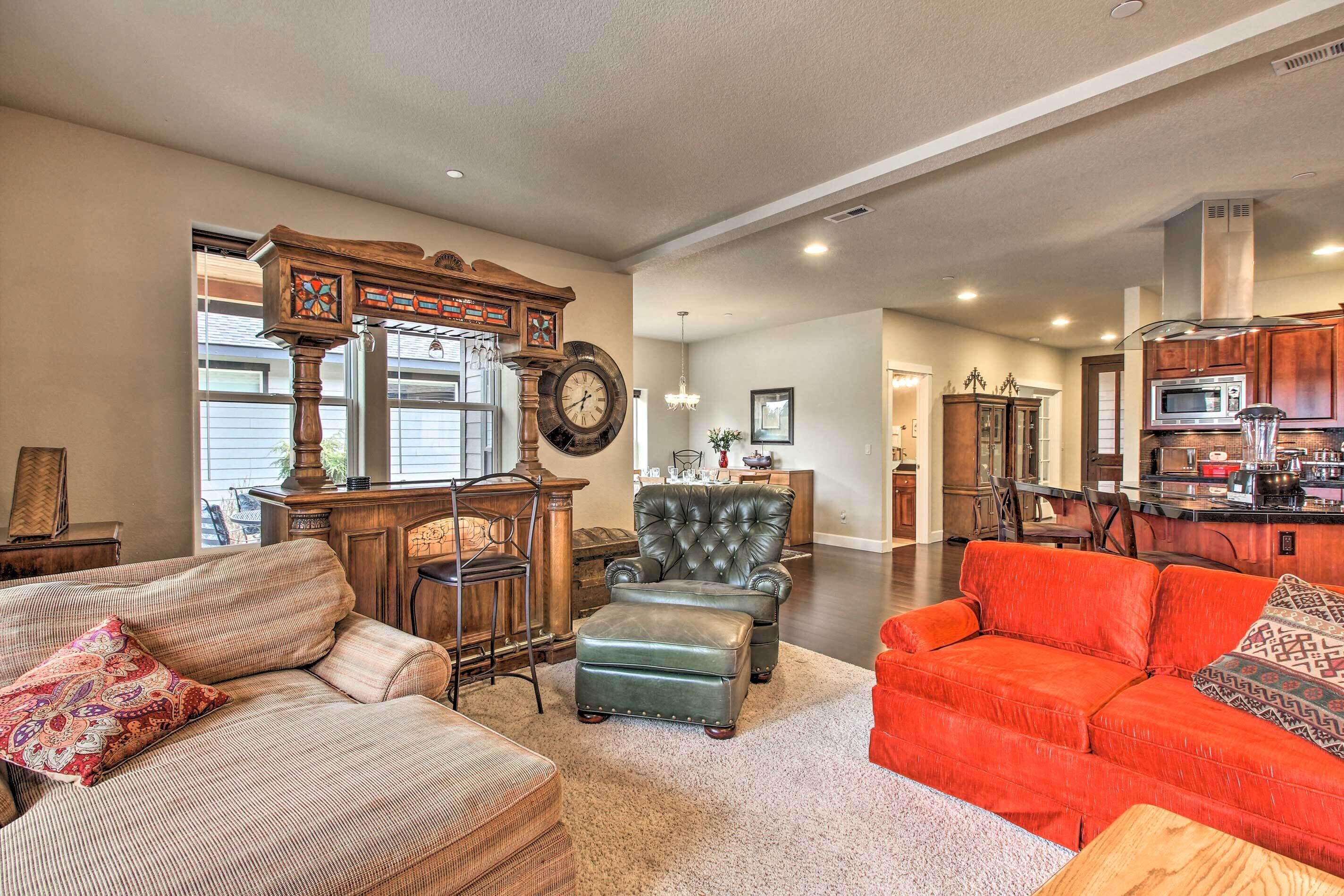 House (3 Bedrooms) | Front of property