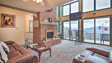 Rumah (4 Bedrooms) | Bagian depan properti