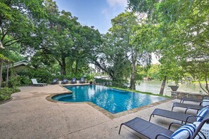 House (5 Bedrooms) | Interior - 4-season Boathouse, Hot Tub! Guadalupe River Oasis (Seguin)