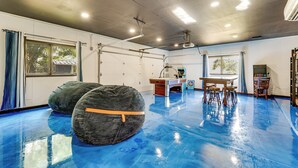 House (5 Bedrooms) | Interior - 4-season Boathouse, Hot Tub! Guadalupe River Oasis (Seguin)