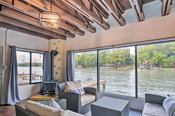 House (5 Bedrooms) | Interior - 4-season Boathouse, Hot Tub! Guadalupe River Oasis (Seguin)
