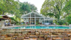 House (5 Bedrooms) | Interior - 4-season Boathouse, Hot Tub! Guadalupe River Oasis (Seguin)