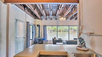 Rumah (5 Bedrooms) | Interior