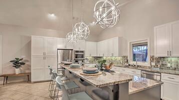 Nhà (5 Bedrooms) | Nội thất