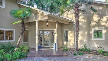 Rumah (5 Bedrooms) | Interior