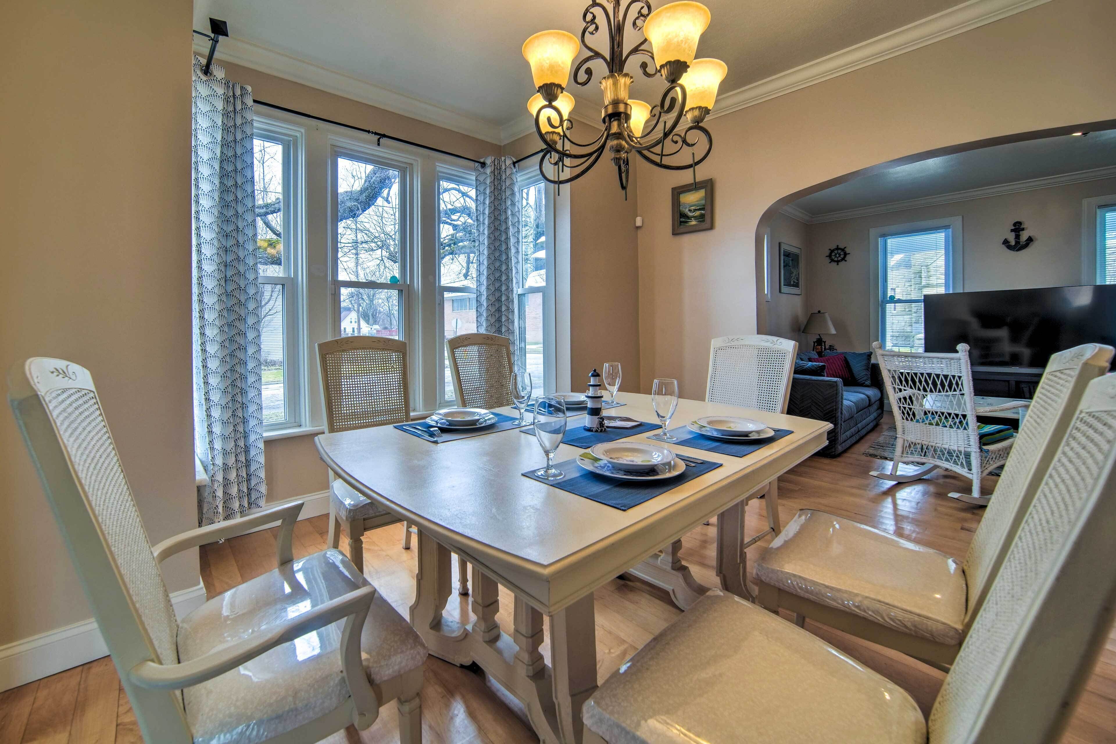 House (3 Bedrooms) | Dining