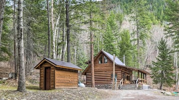 House (1 Bedroom) | Interior