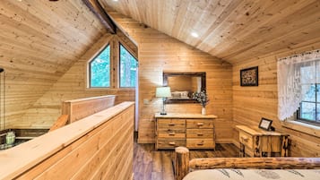 House (1 Bedroom) | Interior