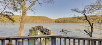 Athens Vintage Fishing Cabin on Elk River!