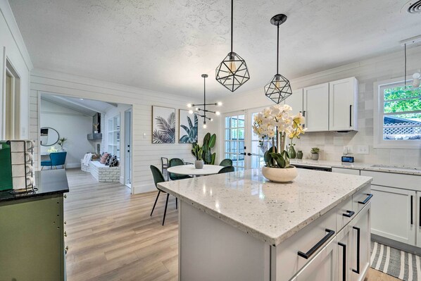 House (4 Bedrooms) | Interior - Luxurious Lubbock Home: Fire Pit, Outdoor TV! (Lubbock)