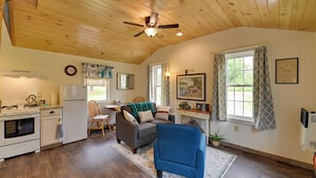 House (1 Bedroom) | Front of property