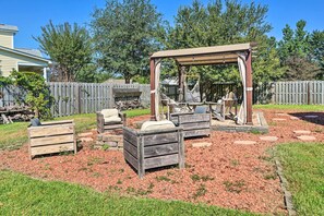 House (3 Bedrooms) | Interior - Cozy Wilmington Bungalow ~ 6 Mi to Beaches! (Wilmington)