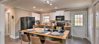 Cozy Murfreesboro Home w/ Furnished Patio!