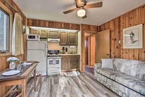 Apartment (1 Bedroom) | Interior