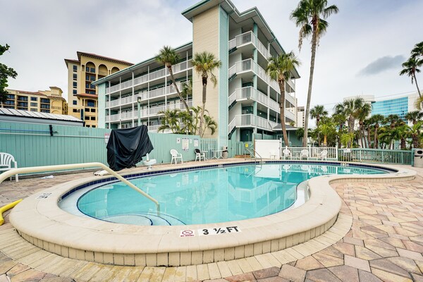 2 Blocks To Clearwater Beach: Walkable Coastal Gem - Sand Key Park, Clearwater