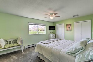 House (2 Bedrooms) | Interior - Picturesque Palisade Home: Mt Garfield Views! (Palisade)