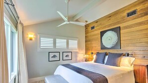 1 bedroom, laptop workspace, iron/ironing board, bed sheets - The Retreat at Oakcrest Farms: on 12 Acres! (Willis)