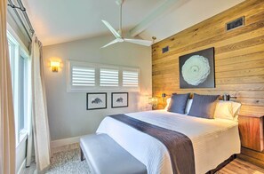 1 bedroom, laptop workspace, iron/ironing board, bed sheets - The Retreat at Oakcrest Farms: on 12 Acres! (Willis)