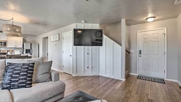 Nhà (3 Bedrooms) | Nội thất