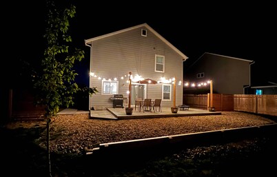 Stunning Nampa Home Nearby Park w/ Fire Pit!