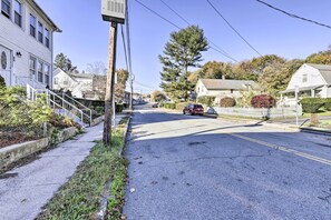 House (3 Bedrooms) | Interior - Charming New London Home < 1 Mi to River Taxi (New London)