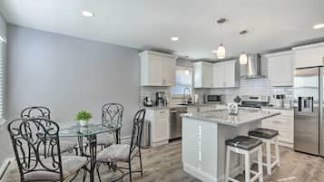 Apartment (3 Bedrooms) | Interior