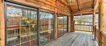 Spacious Cabin w/ Decks Near Saratoga Springs