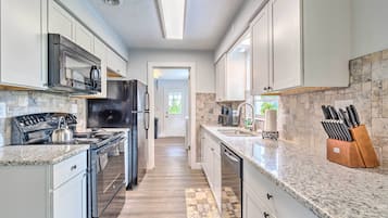 Rumah (2 Bedrooms) | Interior