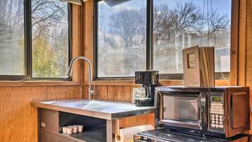 Apartment (0 Bedroom) | Interior