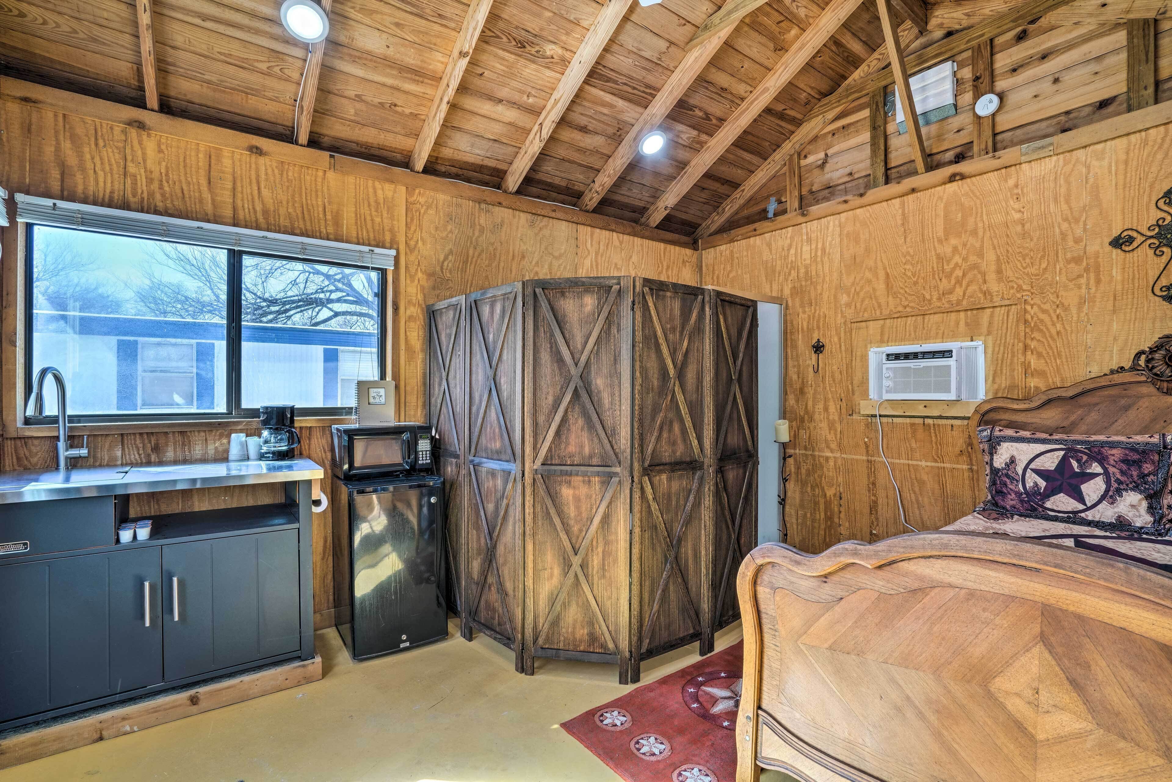 Apartment (0 Bedroom) | Interior