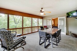 House (5 Bedrooms) | Interior - Home in Bella Vista w/ Deck & Lake Windsor Views! (Bella Vista)