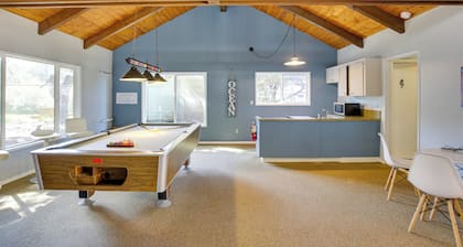 Oceanfront Oregon Retreat - Pool, Sauna & Patio!