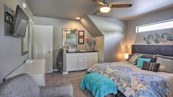 House (2 Bedrooms) | Interior