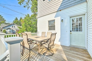Interior - Cozy + Walkable Delmar Getaway w/ Fire Pit! (Delmar)