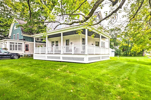 Apartment (2 Bedrooms) | Interior - Cozy + Walkable Delmar Getaway w/ Fire Pit! (Delmar)