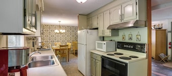 Great Valley Home w/ On-site Pond, 7 Mi to Skiing!