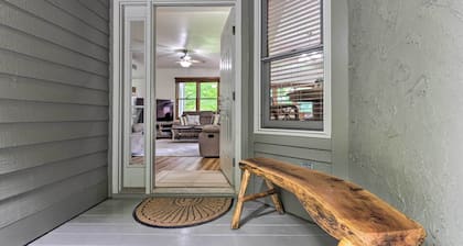 Blue Ridge Mtn Views: Condo w/ Furnished Balcony