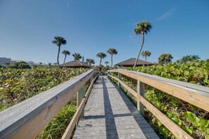 Interior - Lavish Vero Beach Escape With Pool, Patio + Dock! (Vero Beach)