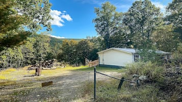 House (3 Bedrooms) | Front of property