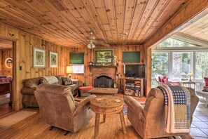 House (5 Bedrooms) | Interior - 'summit Splendor' Smoky Mountain Cabin w/ Fire Pit (Balsam)