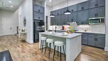 House (3 Bedrooms) | Private kitchen