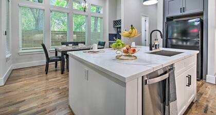 Modern Home w/ Yard: 2 Mi to Downtown Houston!