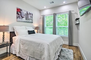 ハウス (3 Bedrooms) | 3 室のベッドルーム、アイロン / アイロン台、ベッドシーツ